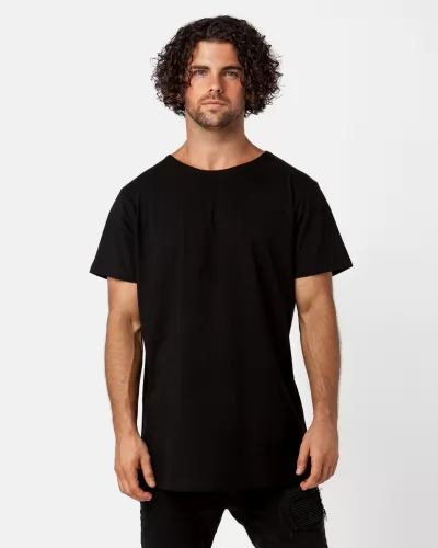 CLASSIC BLACK TEE