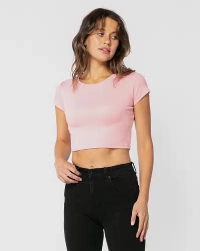 CLASSIC PINK CROP TEE